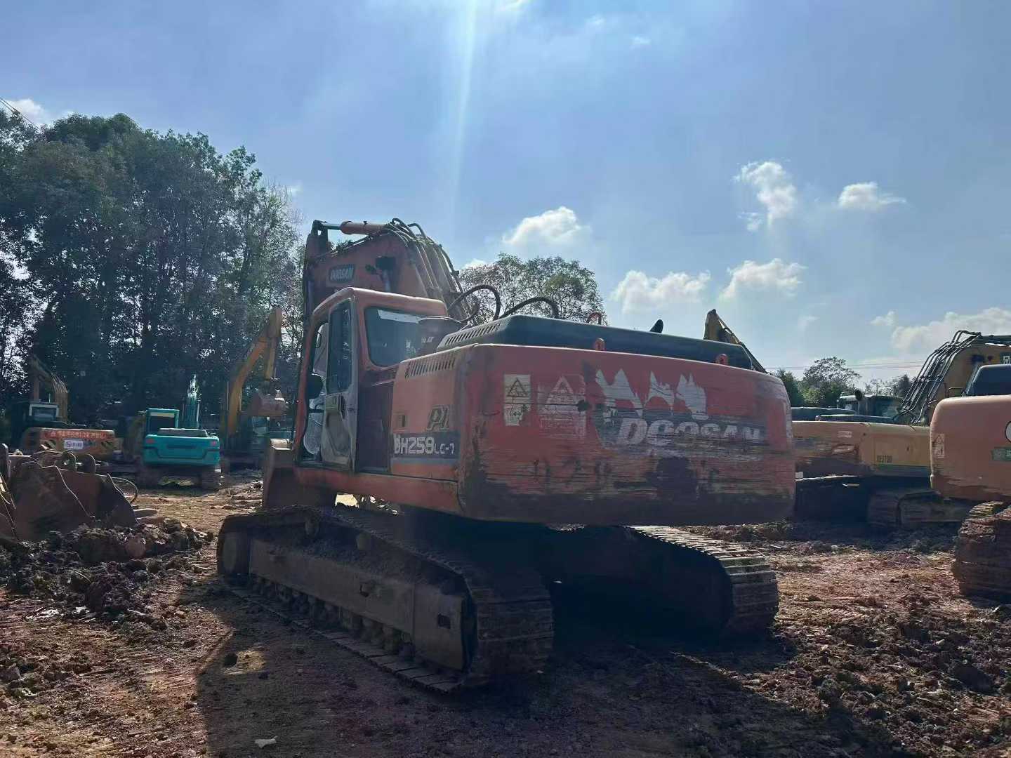 Used Doosan DH258-7 Excavator 2016 Model / 9