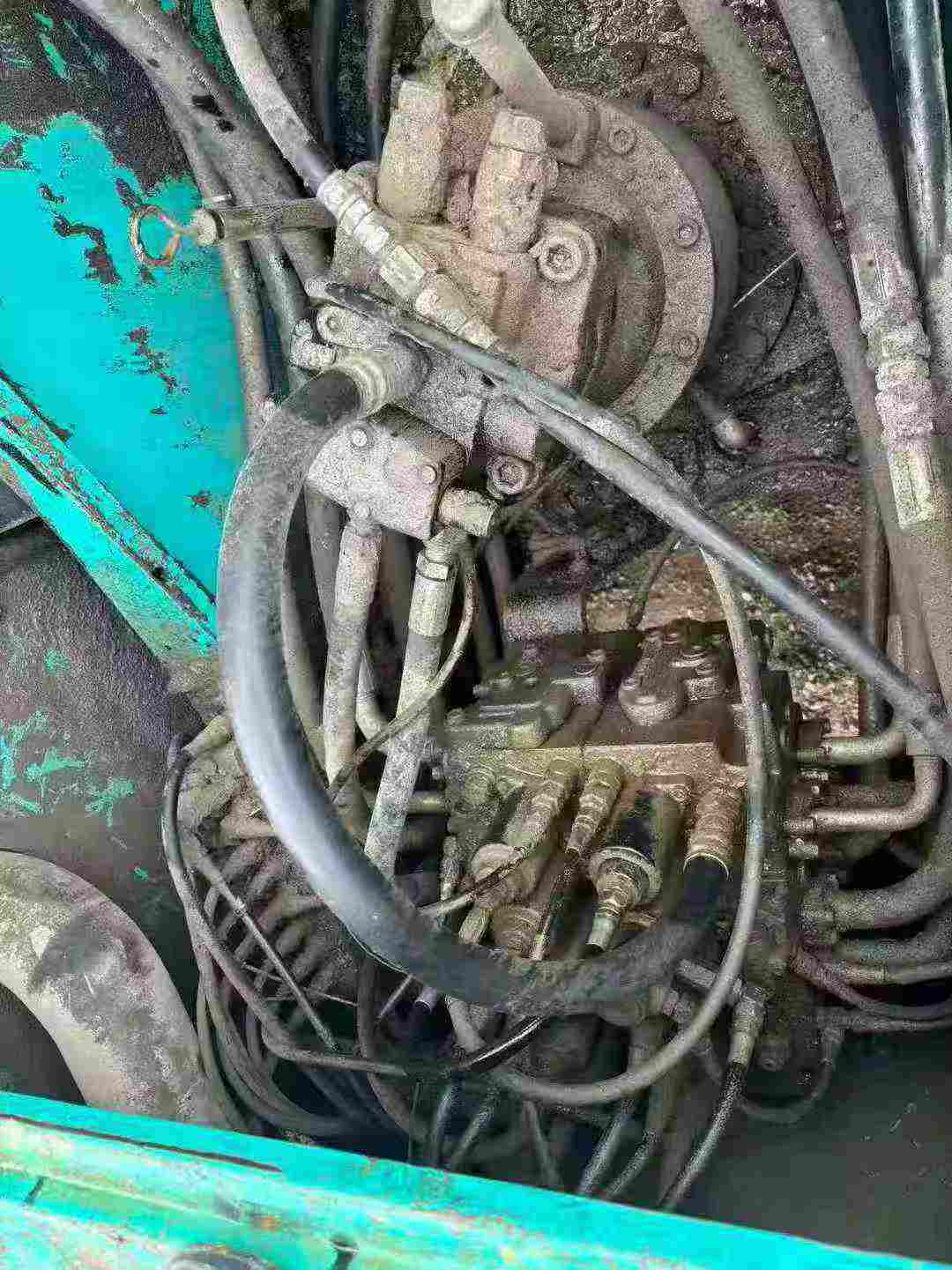 Used Kobelco SK200 Excavator 2010 Model