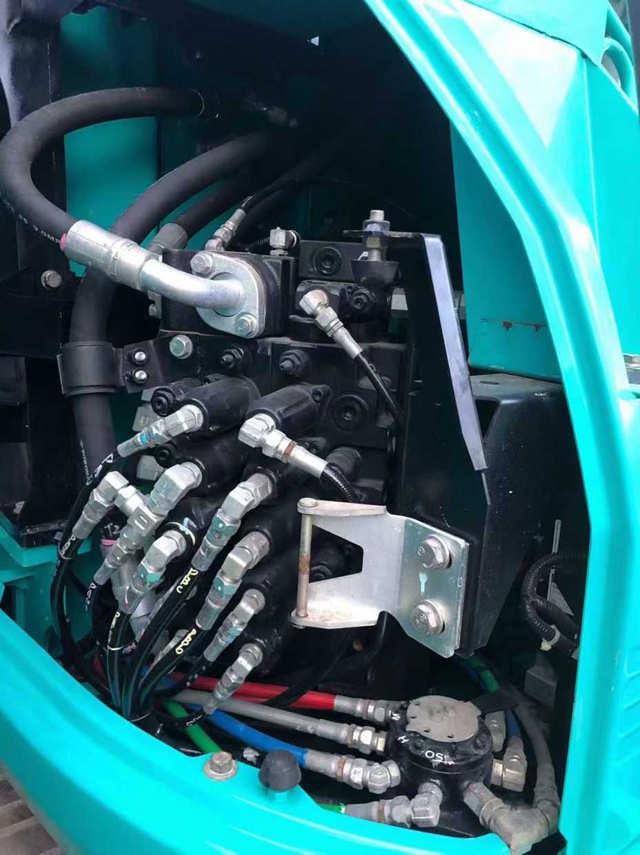 Used Kobelco SK135 Excavator 2016 Model / 4