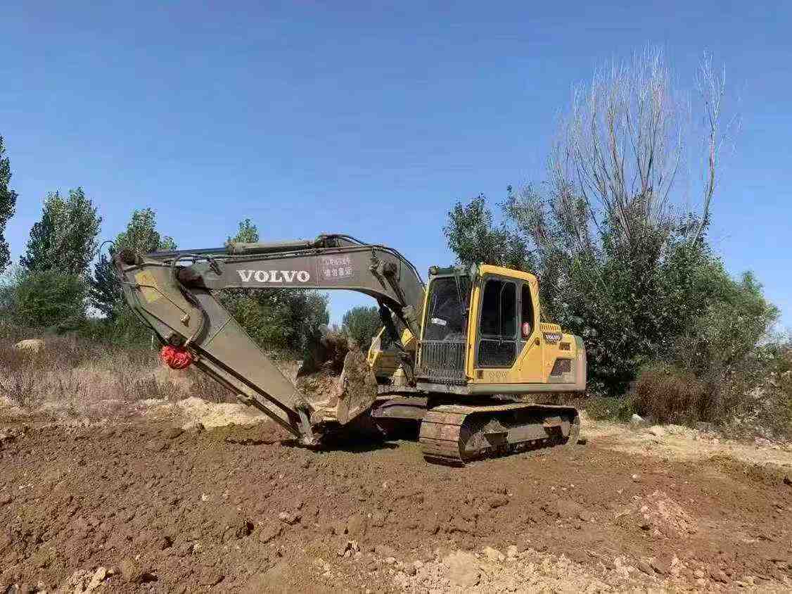 Used Volvo EC140DL Excavator 2016 Model