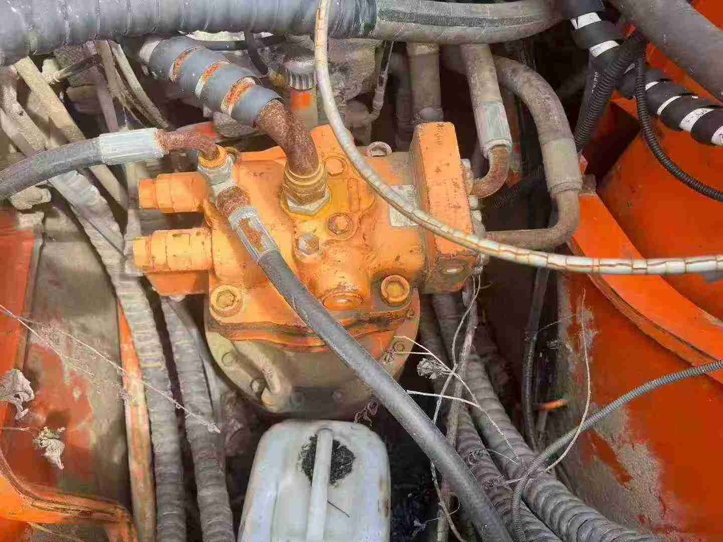 Used Doosan DH220-7 Excavator 2016 Model / 4