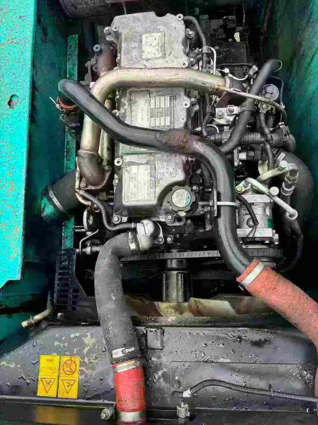 Used Kobelco SK200 Excavator 2010 Model / 6