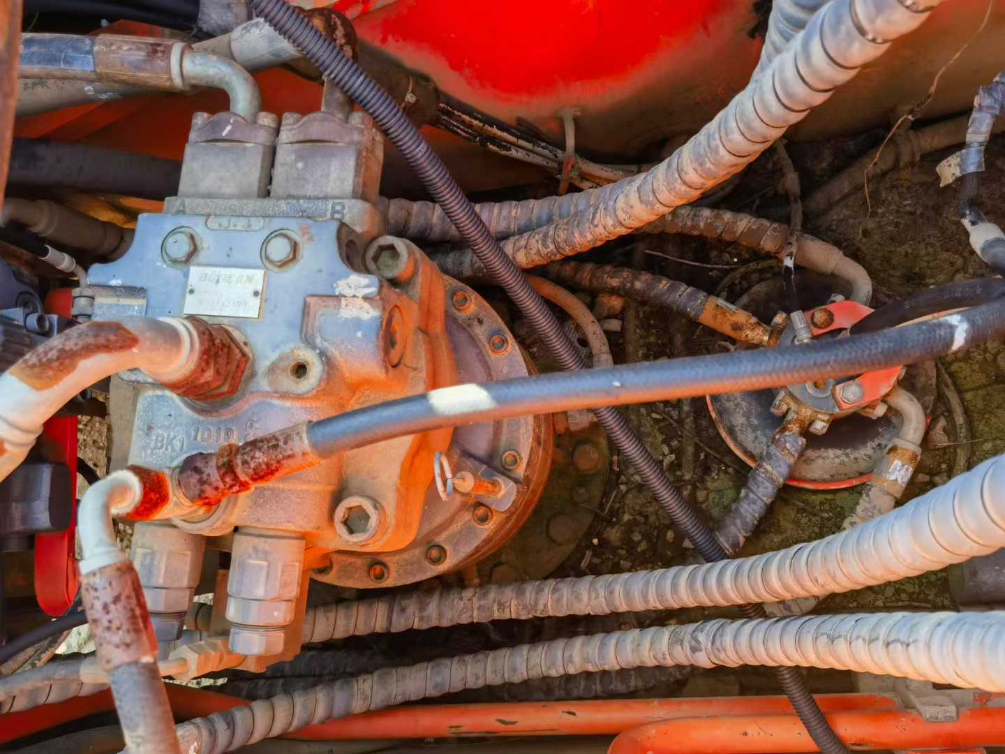 Used Doosan DH220-9E Excavator 2016 Model / 7