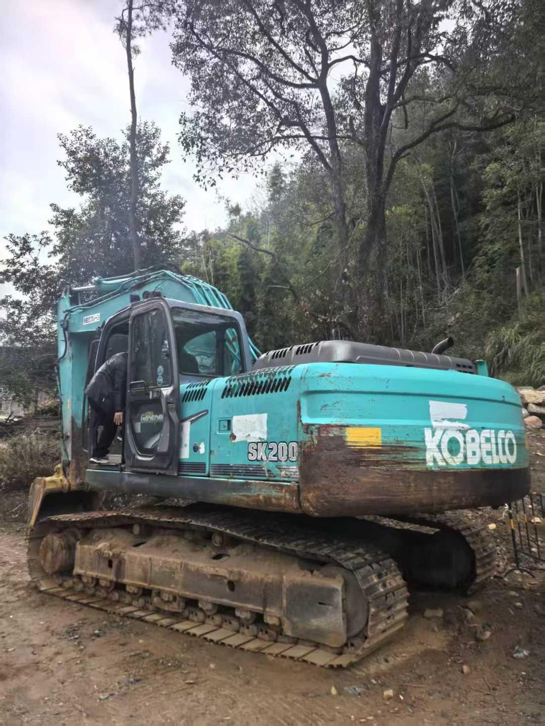 Used Kobelco SK200 Excavator 2016 Model / 7