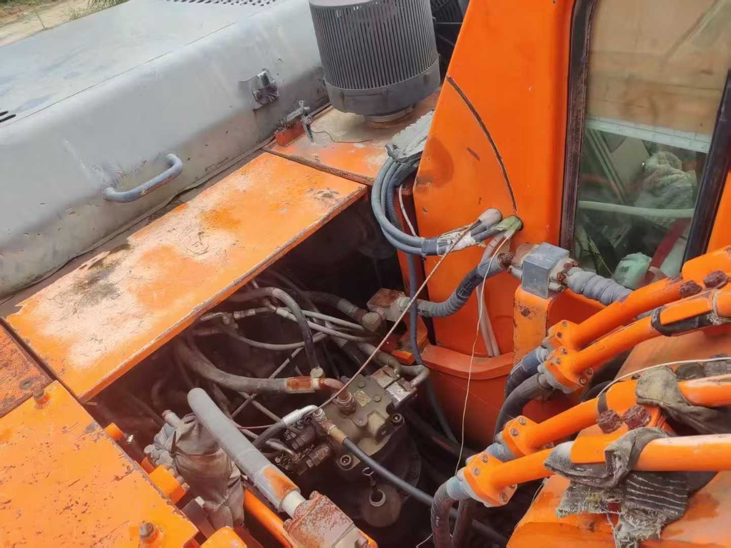 Used Doosan DX15 Excavator 2012 Model / 4