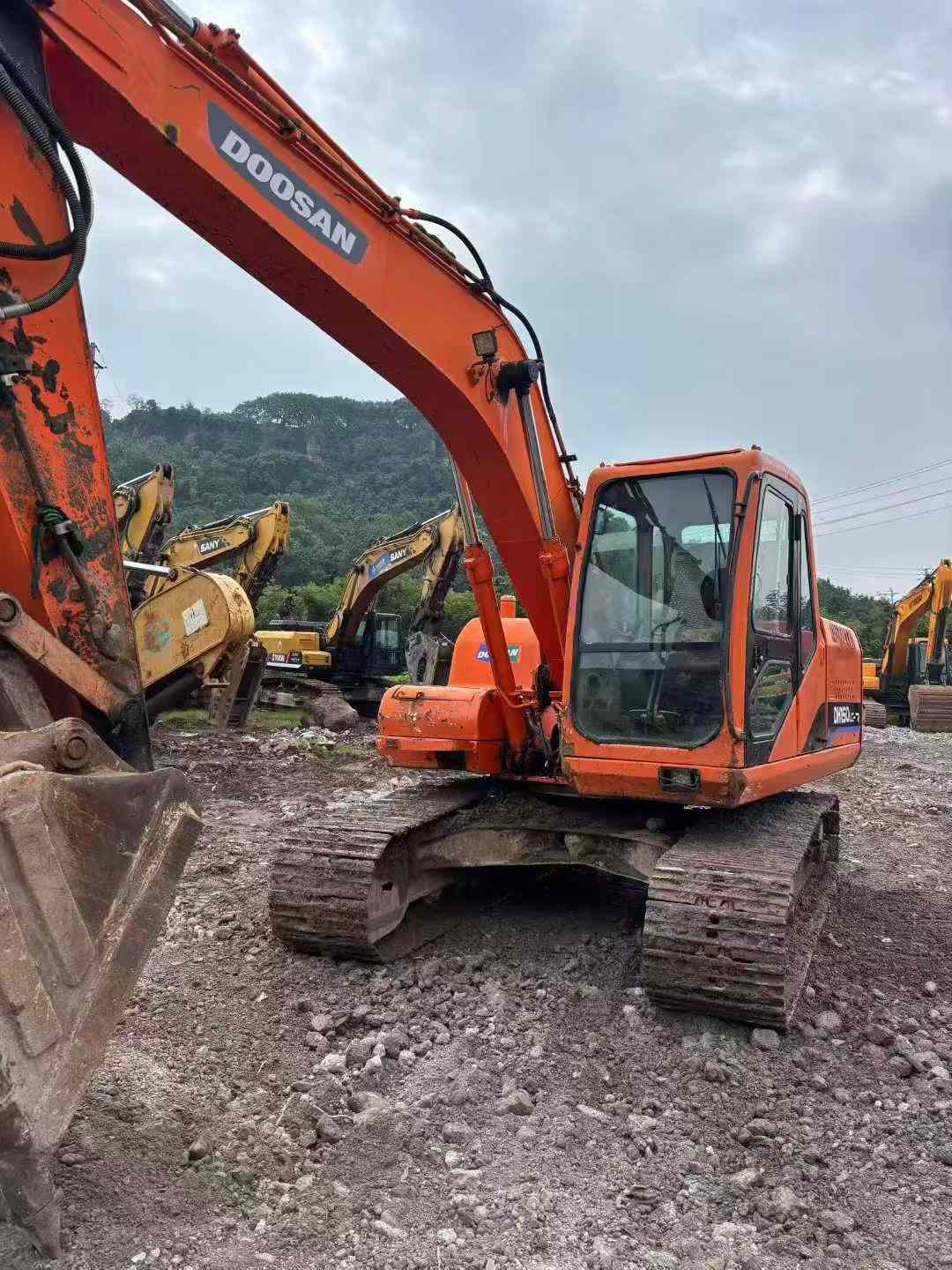 Used Doosan DX15 Excavator 2016 Model / 2
