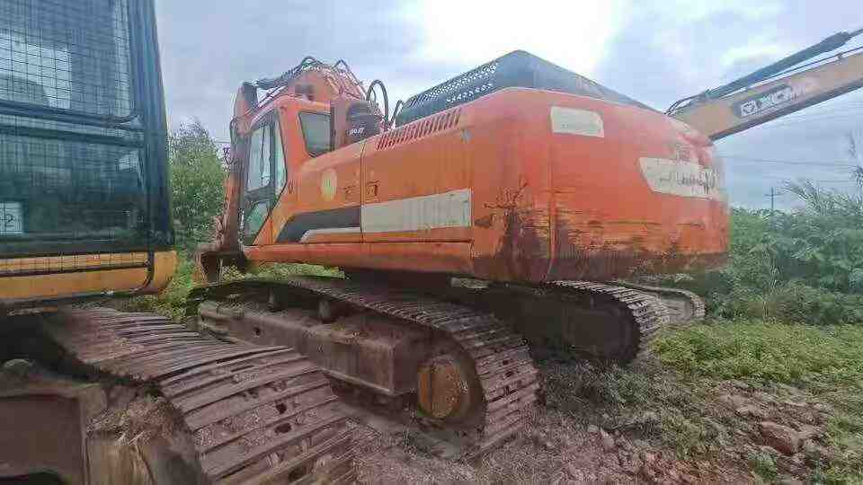 Used Doosan DH70 Excavator 2016 Model / 6