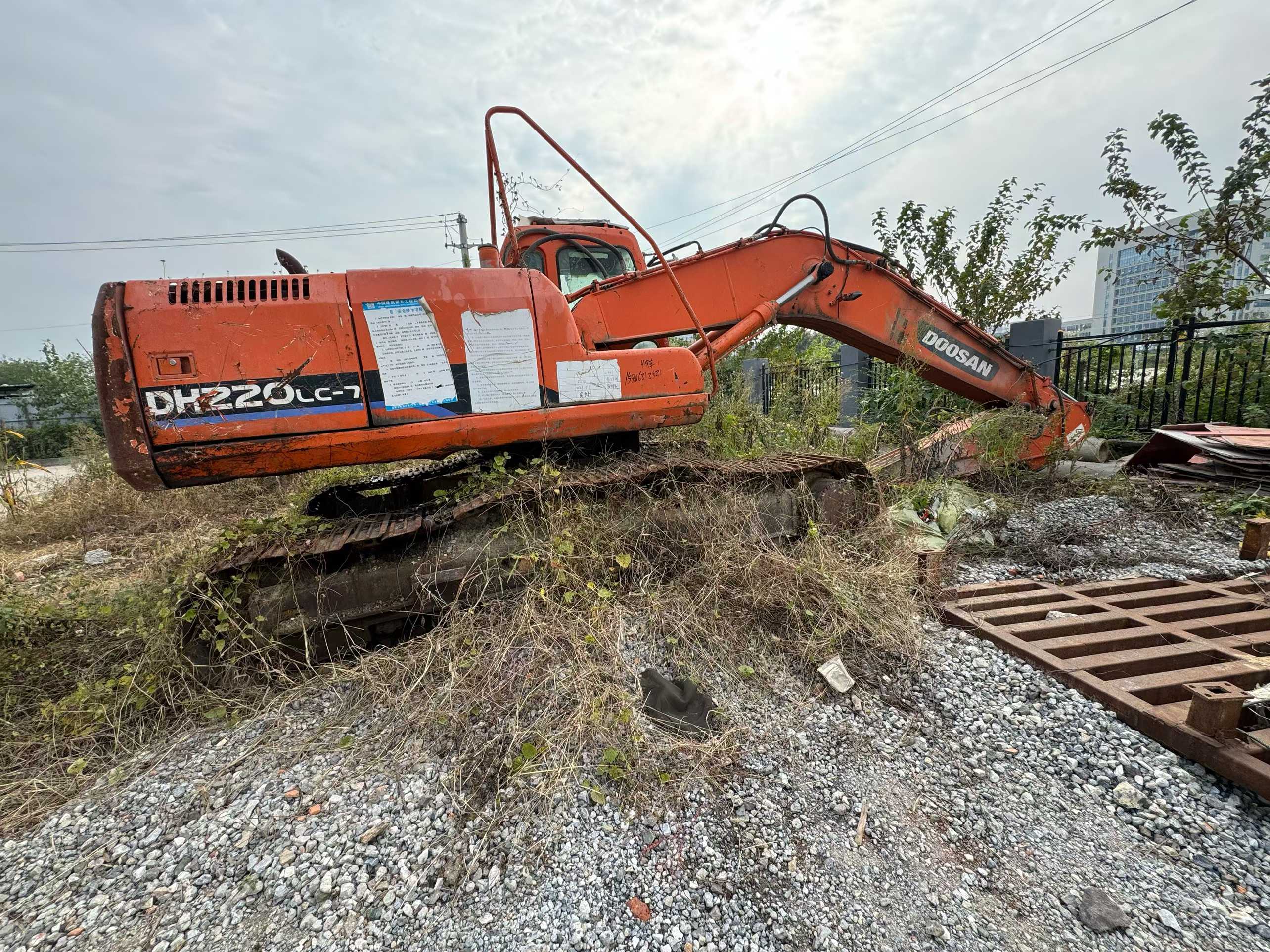 Used Doosan DH220-5 Excavator 2016 Model / 6