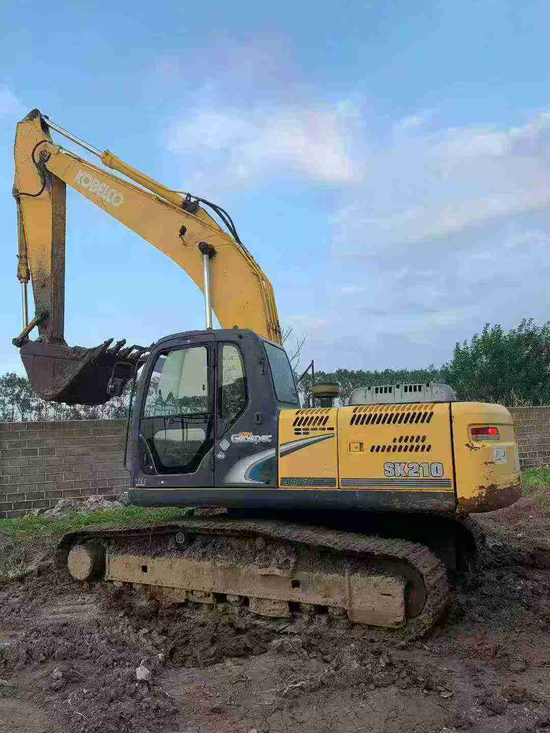 Used Kobelco SK210 Excavator 2013 Model
