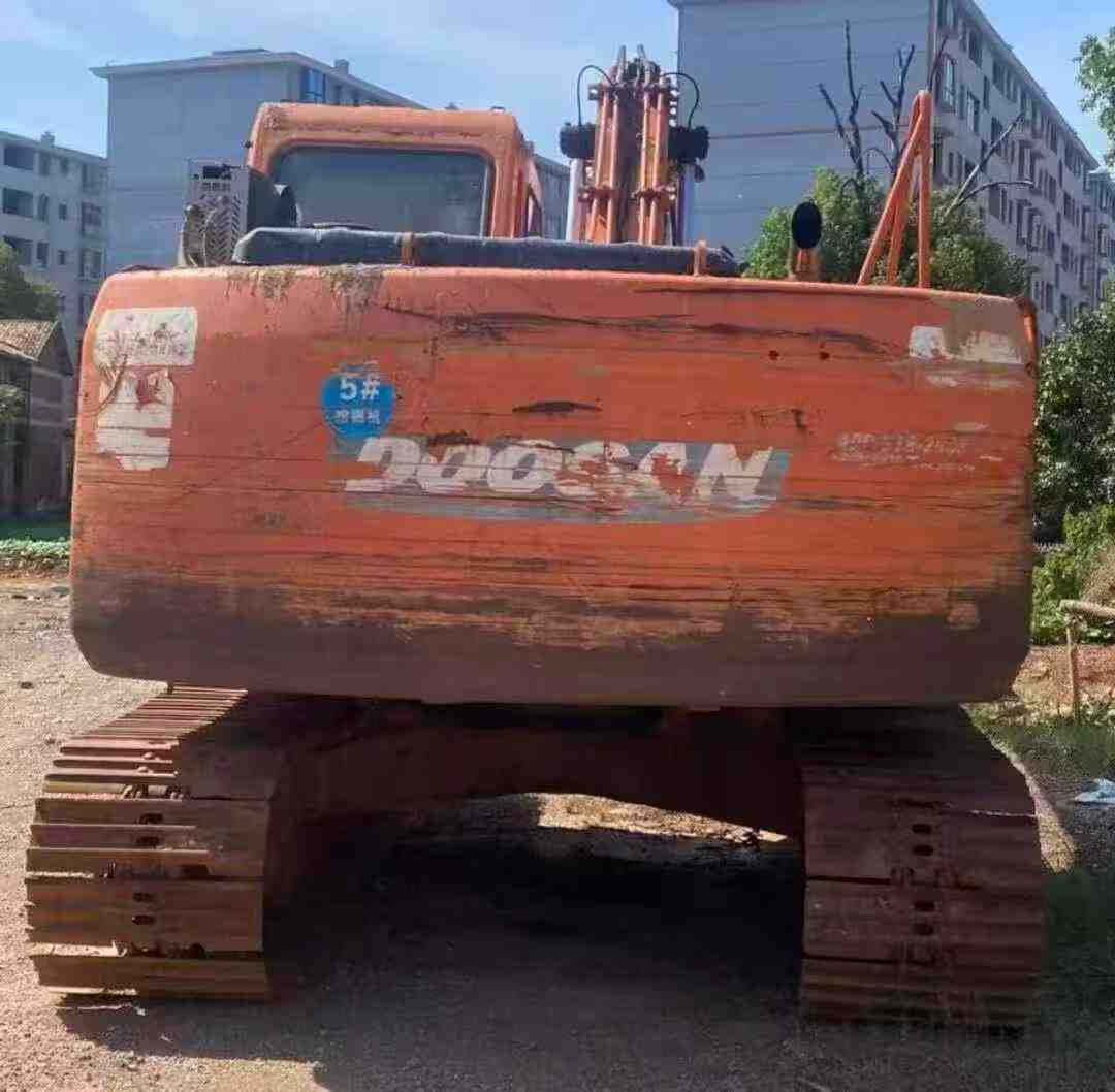 Used Doosan DX15 Excavator 2012 Model / 9