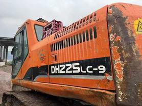 Buy Doosan S225 Used Excavator / 3 Used Doosan S225 Excavator 2010 Model / 3