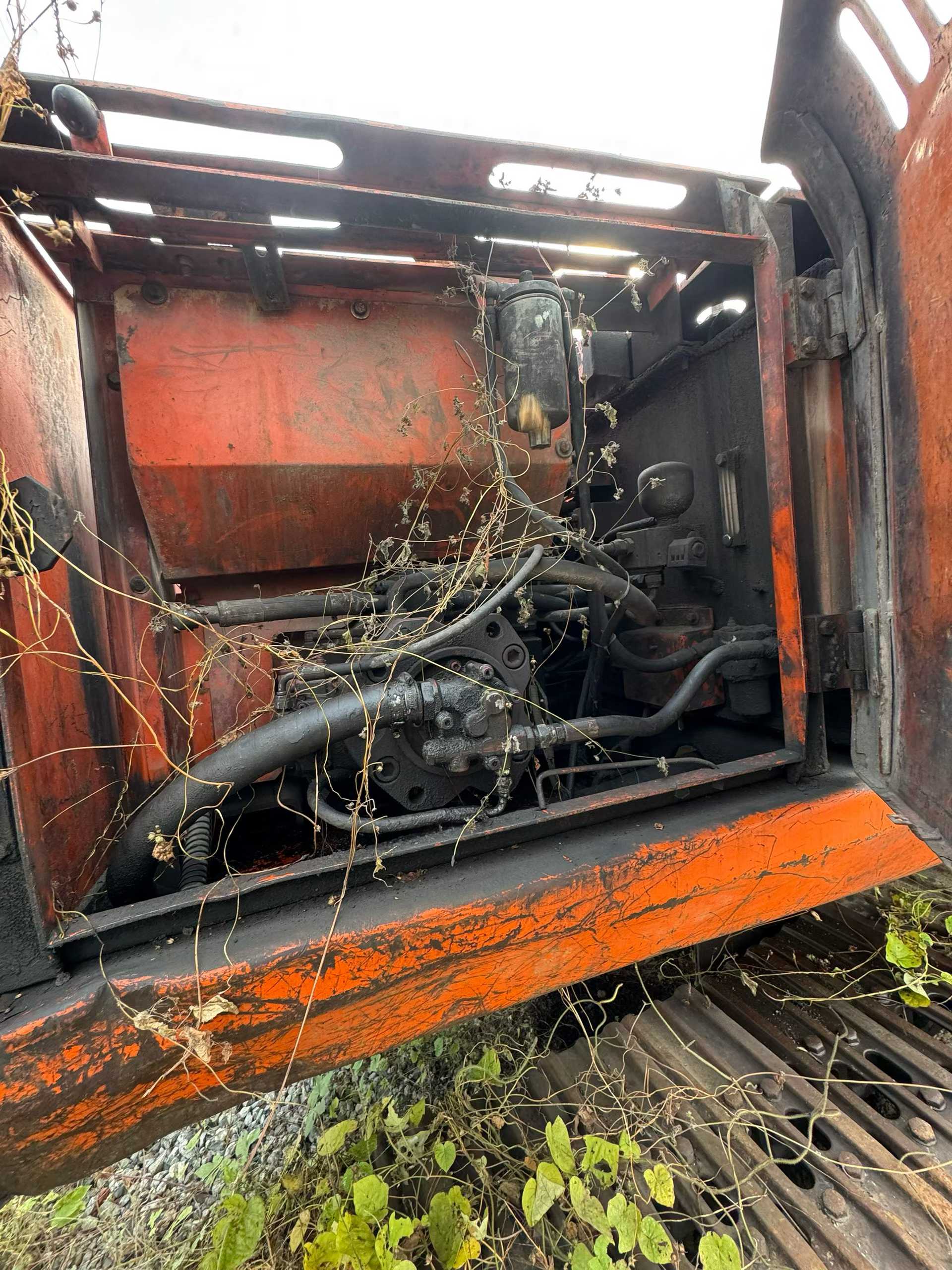 Used Doosan DH220-5 Excavator 2016 Model / 3