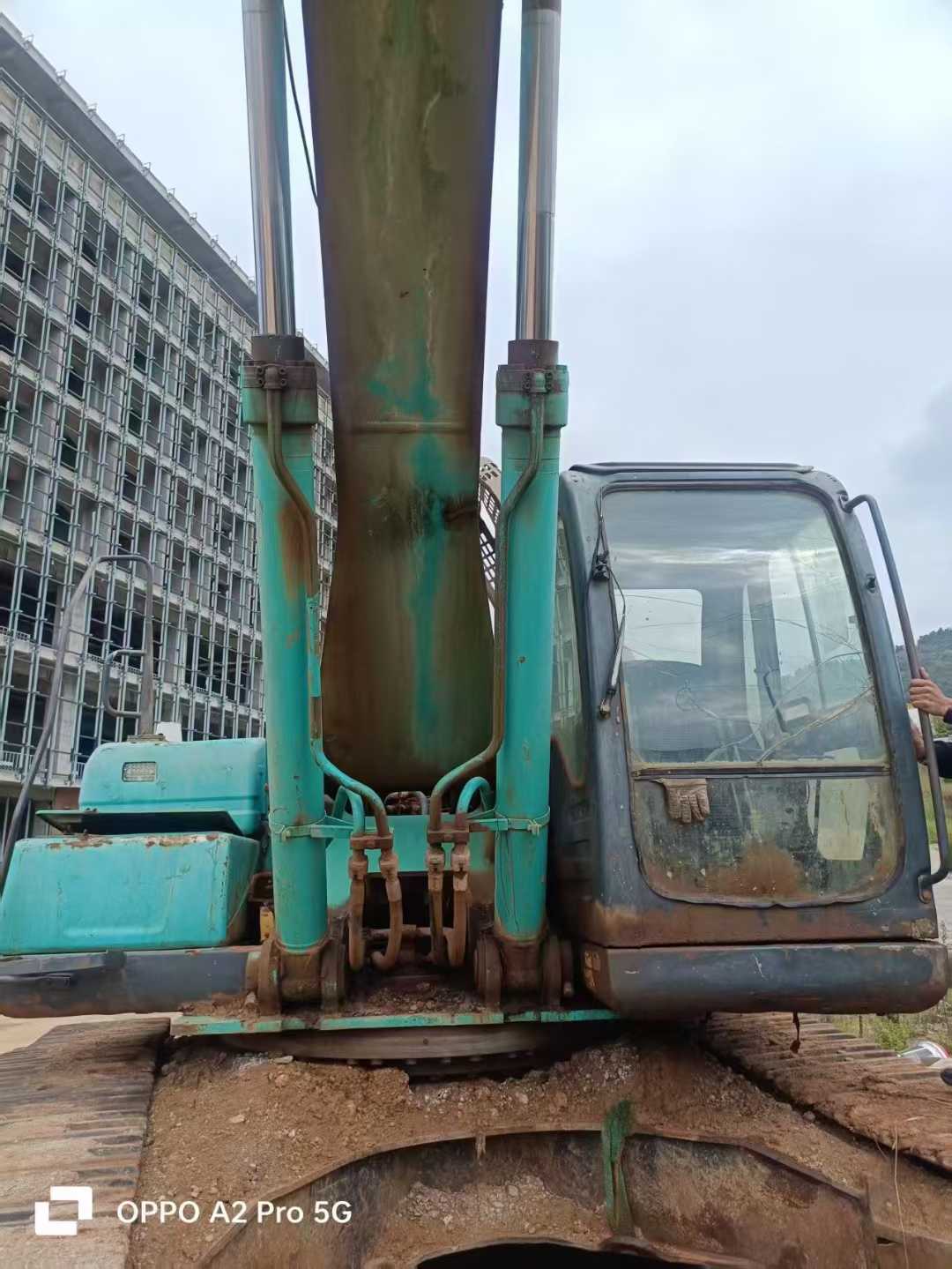Used Kobelco SK330 Excavator 2011 Model / 3