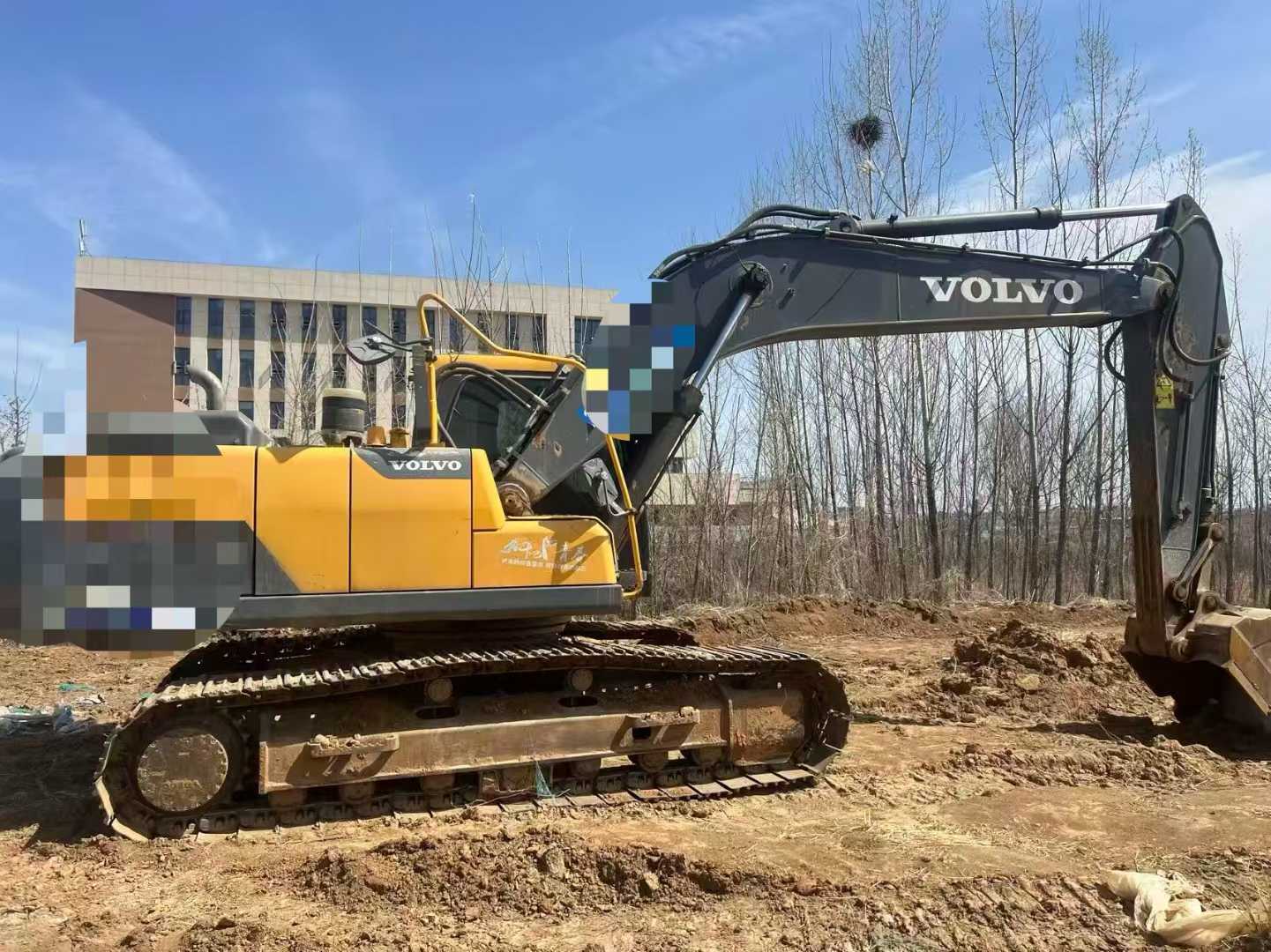 Used Volvo EC200 Excavator 2018 Model / 3