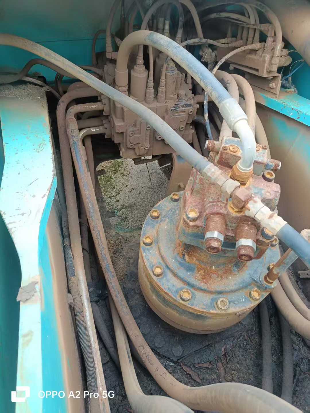 Used Kobelco SK330 Excavator 2011 Model / 8