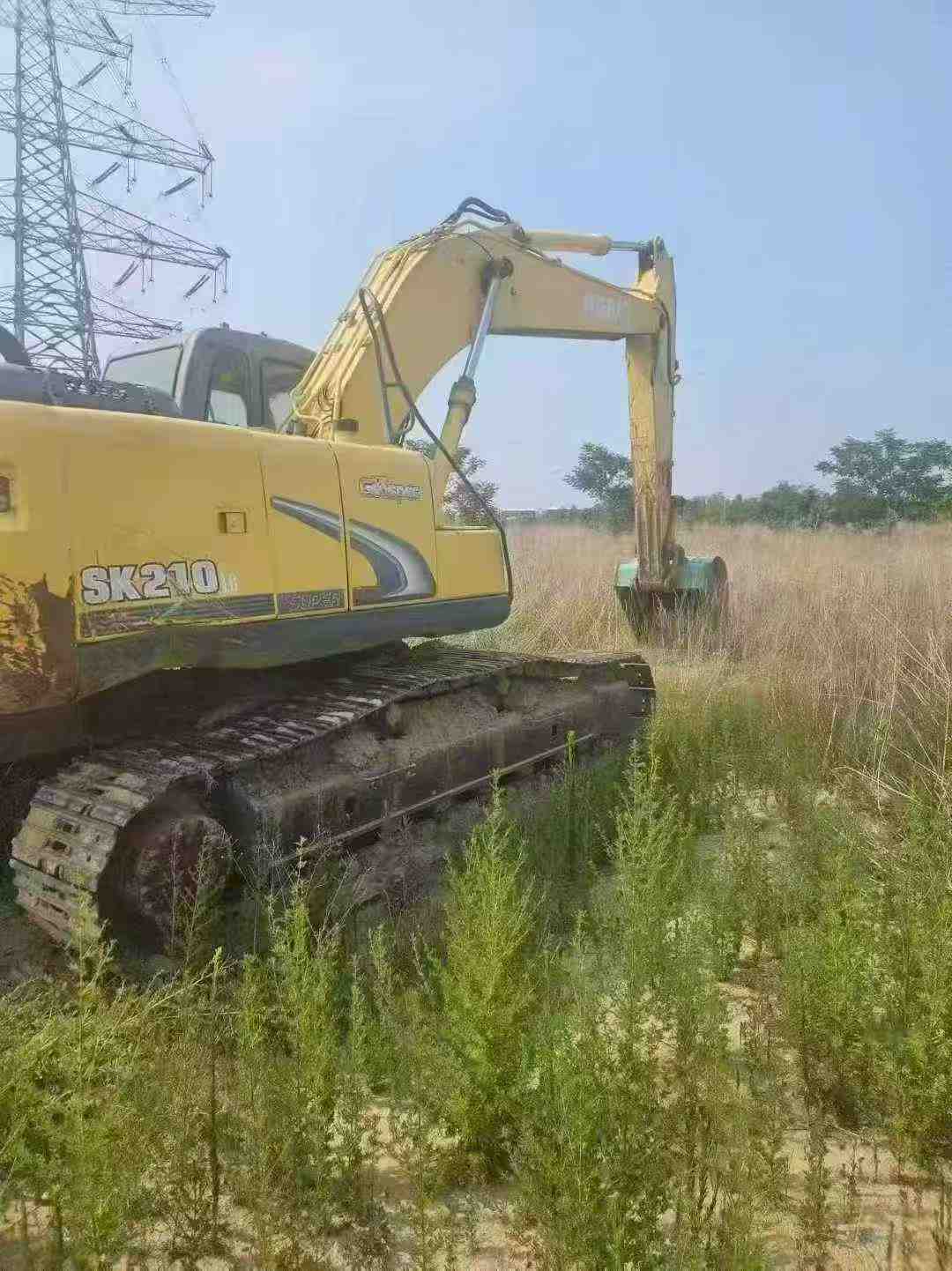 Used Kobelco SK210 Excavator 2013 Model / 3