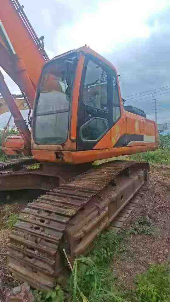 Used Doosan DH70 Excavator 2016 Model / 7