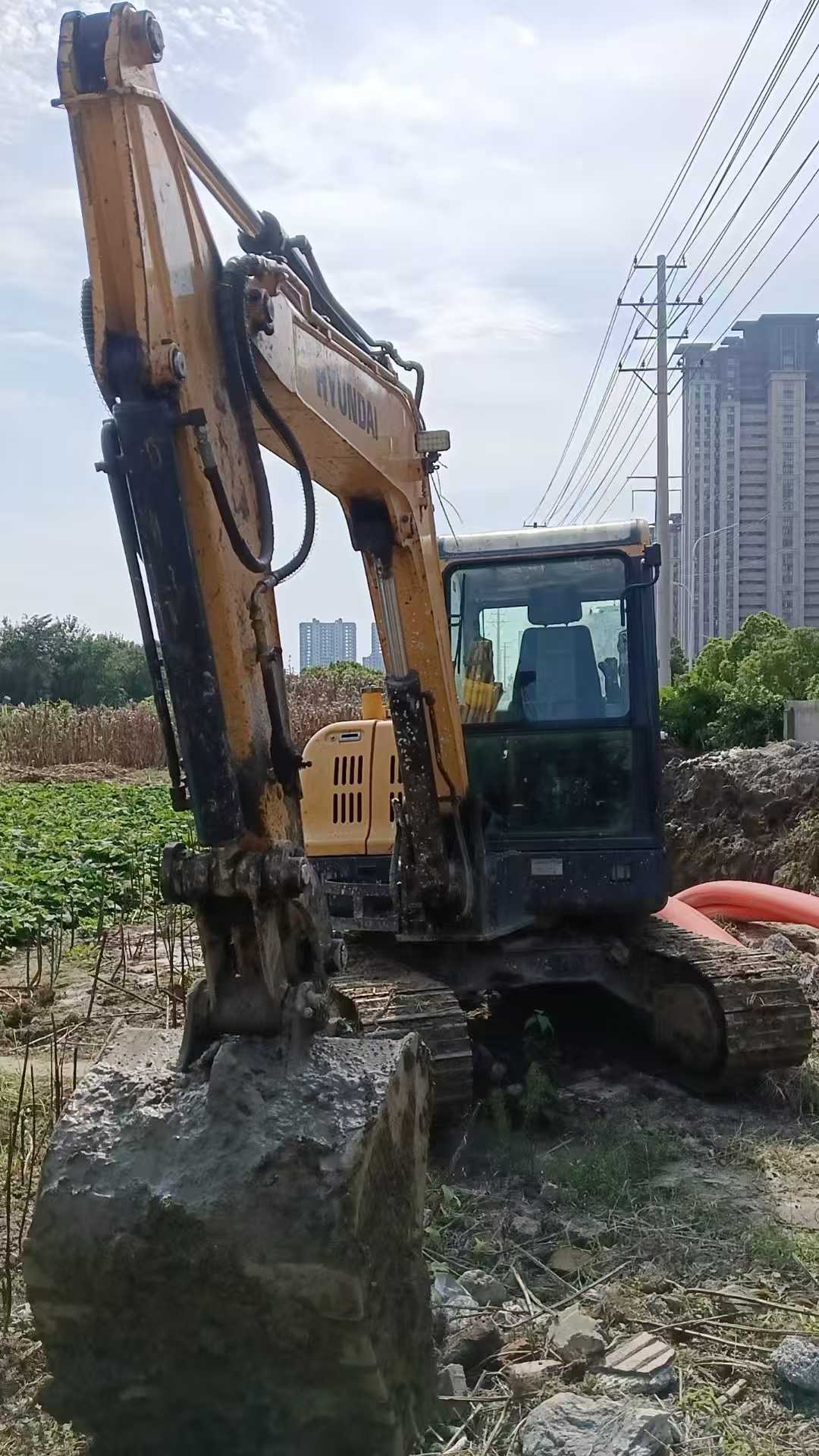 Used Hyundai HX60 Excavator 2018 Model / 3