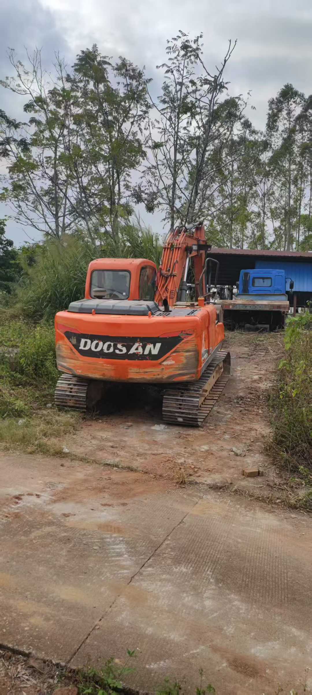 Used Doosan DH130LC-V Excavator 2019 Model / 9