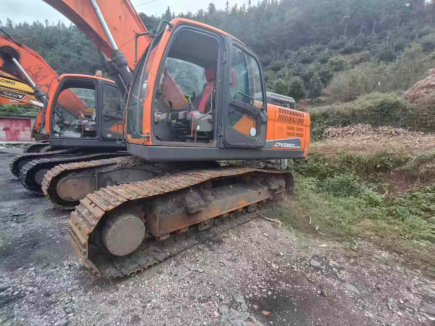Used Doosan DH220 Excavator 2022 Model / 5