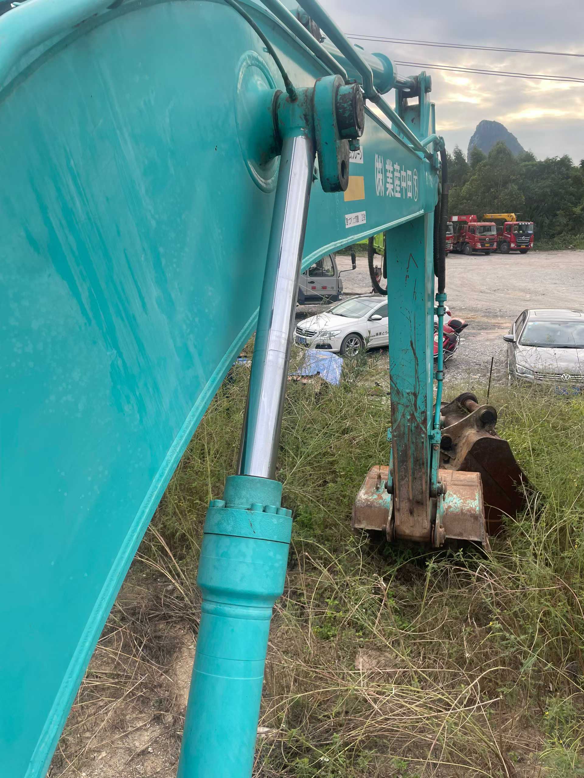 Used Kobelco SK210 Excavator 2019 Model / 8