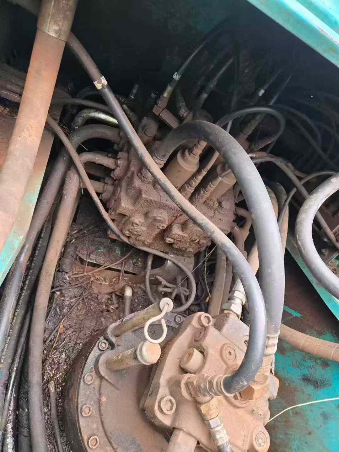 Used Kobelco SK250-8 Excavator 2016 Model / 4