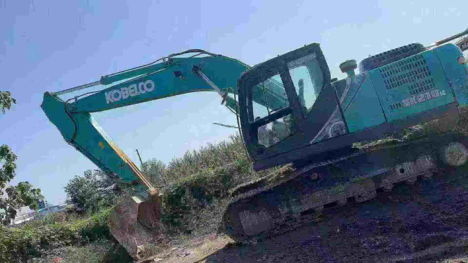 Used Kobelco SK210 Excavator 2017 Model / 6