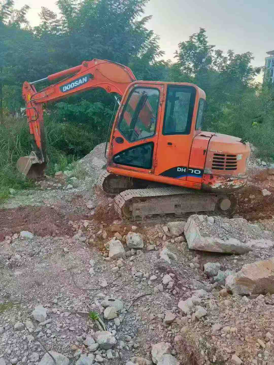 Used Doosan DX75 Excavator 2016 Model / 3