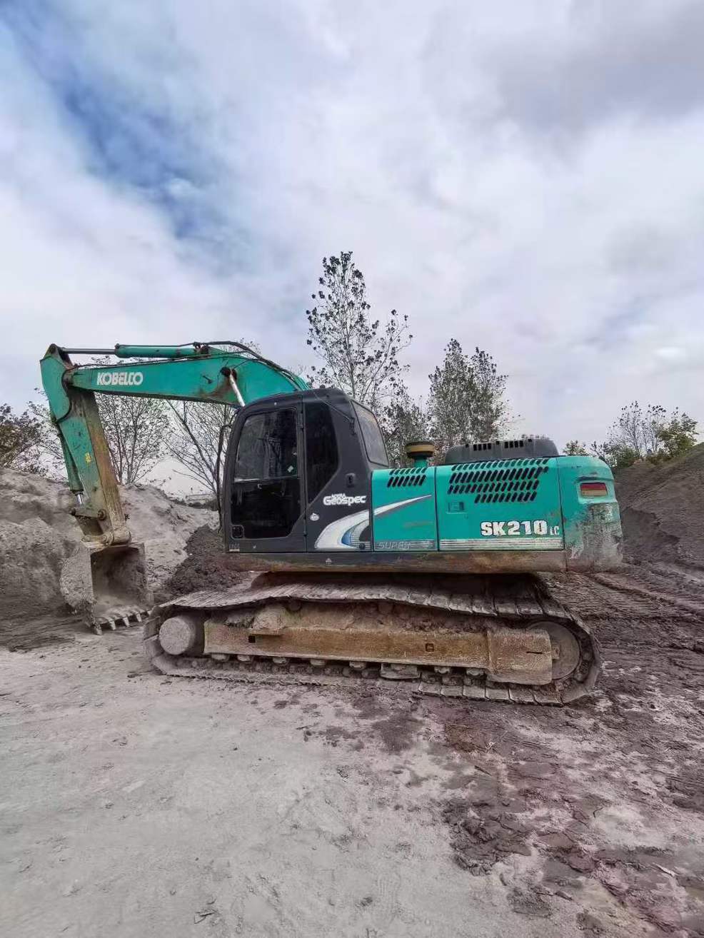 Used Kobelco SK210 Excavator 2014 Model / 7