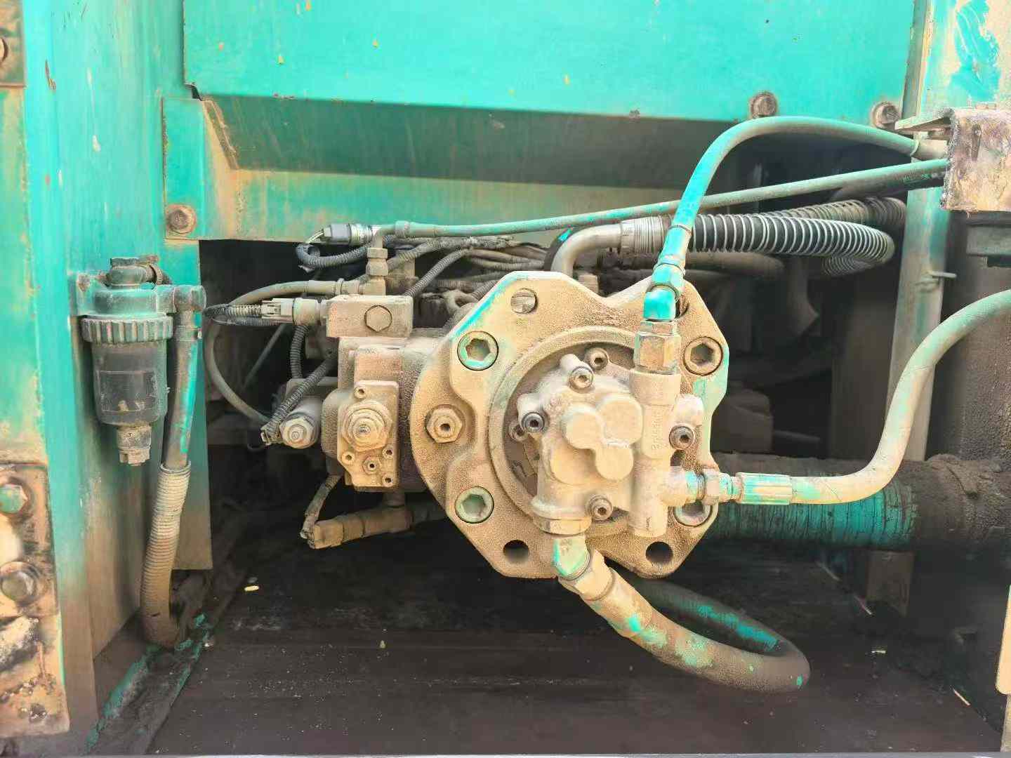 Used Kobelco SK200 Excavator 2016 Model / 5