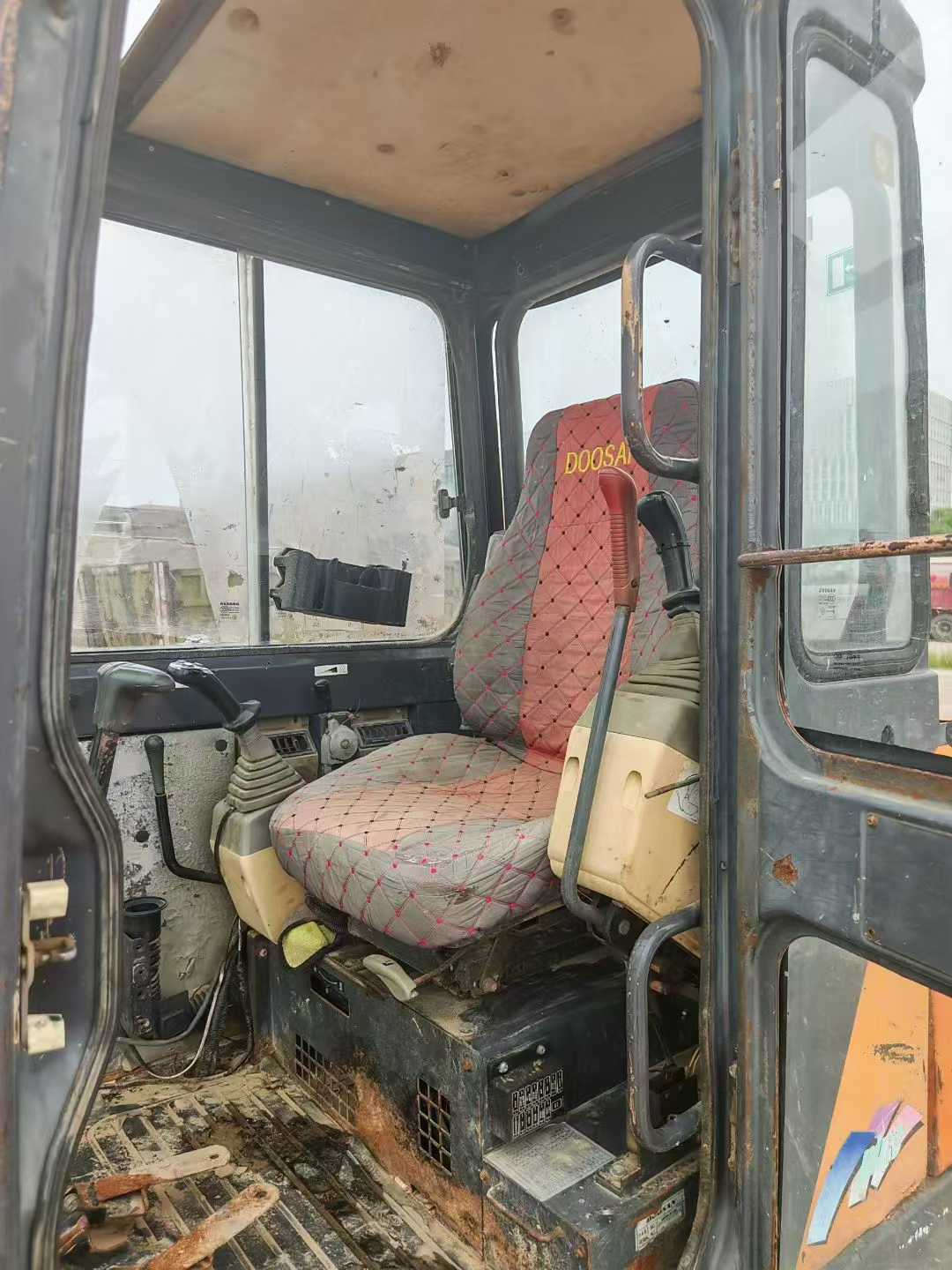 Used Doosan DH55 Excavator 2013 Model / 3