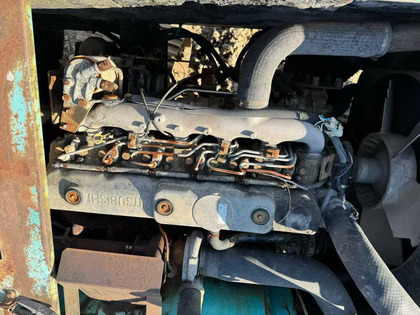 Used Kobelco SK200 Excavator 2016 Model / 6