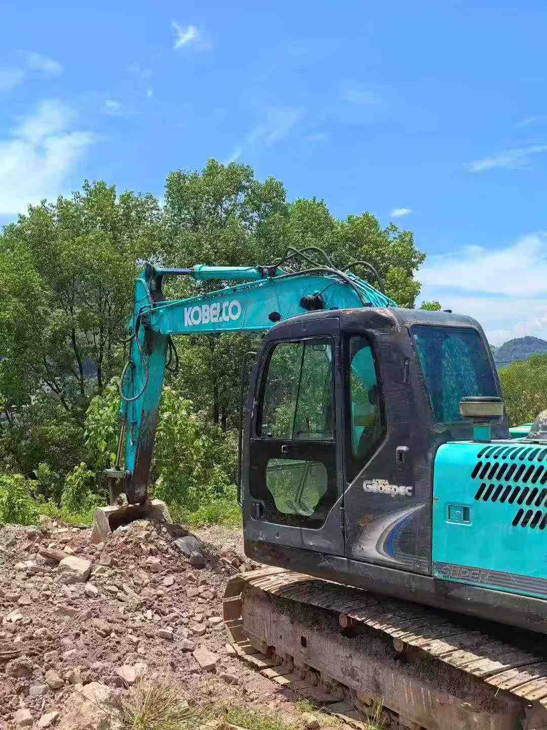 Used Kobelco SK140 Excavator 2016 Model / 2