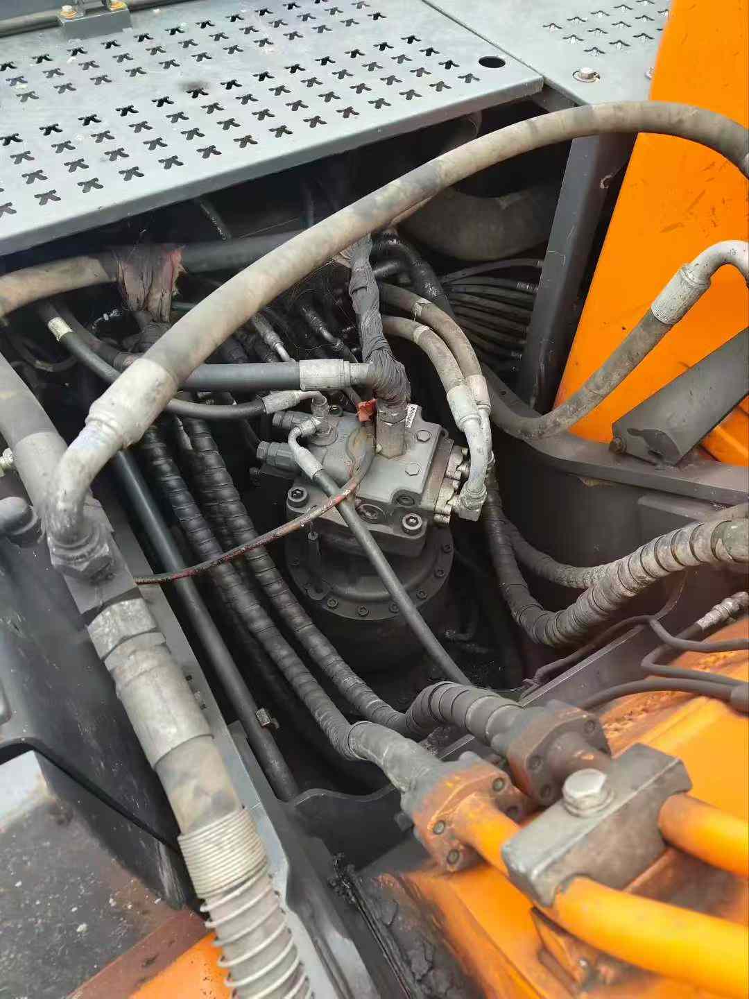 Used Doosan DH220 Excavator 2022 Model / 2