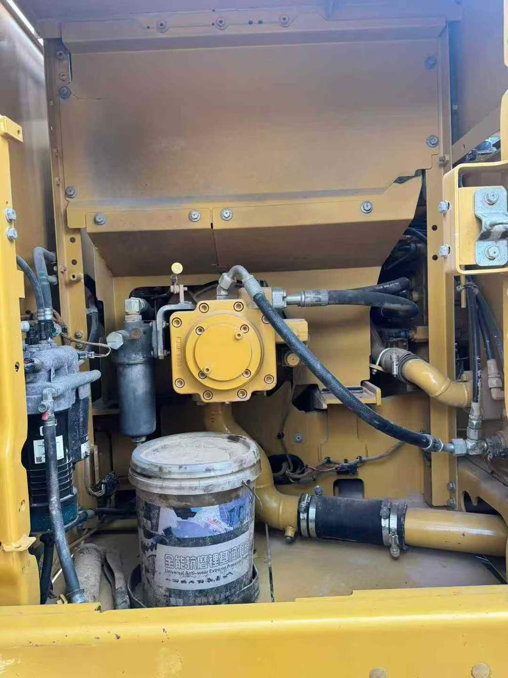 Used Caterpillar 323 Excavator 2019 Model / 4