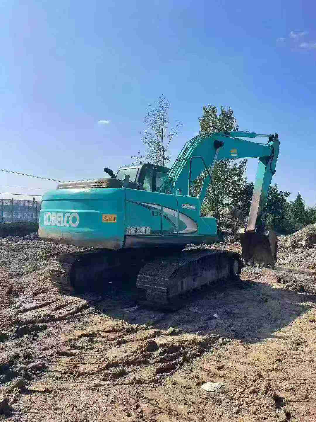 Used Kobelco SK200-11 Excavator 2016 Model / 2