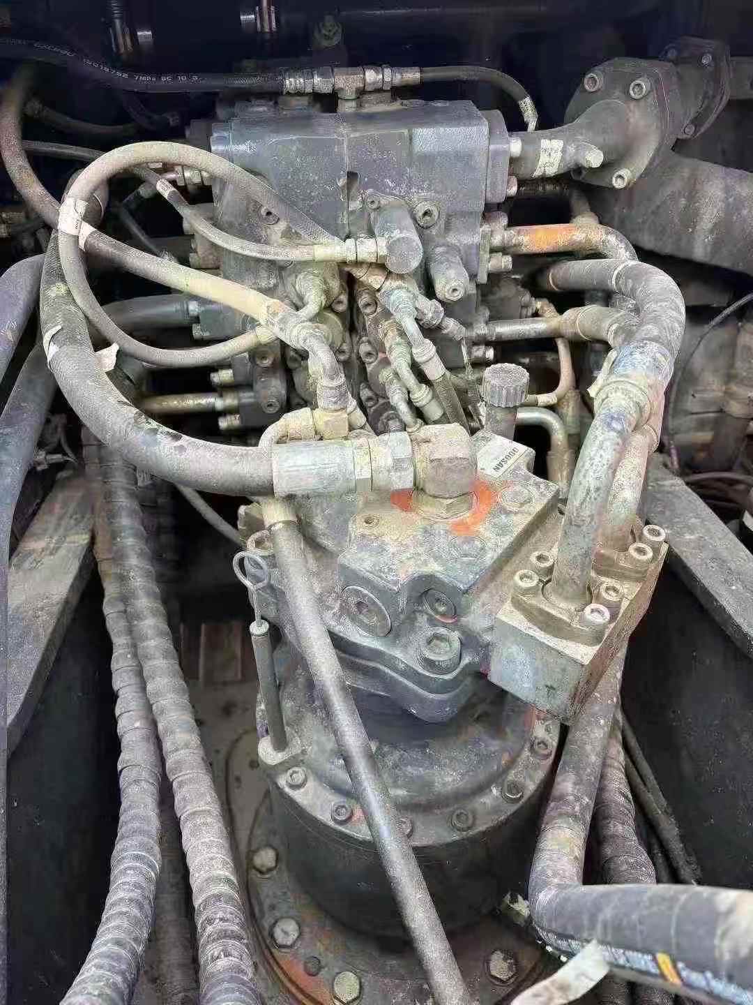 Used Doosan DH220 Excavator 2019 Model / 9