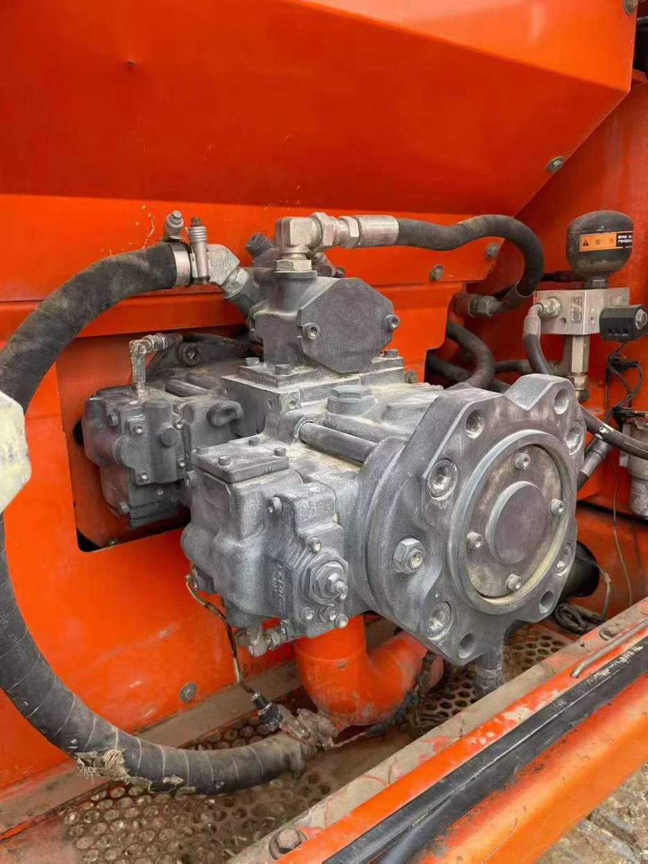 Used Doosan DH220-9E Excavator 2013 Model