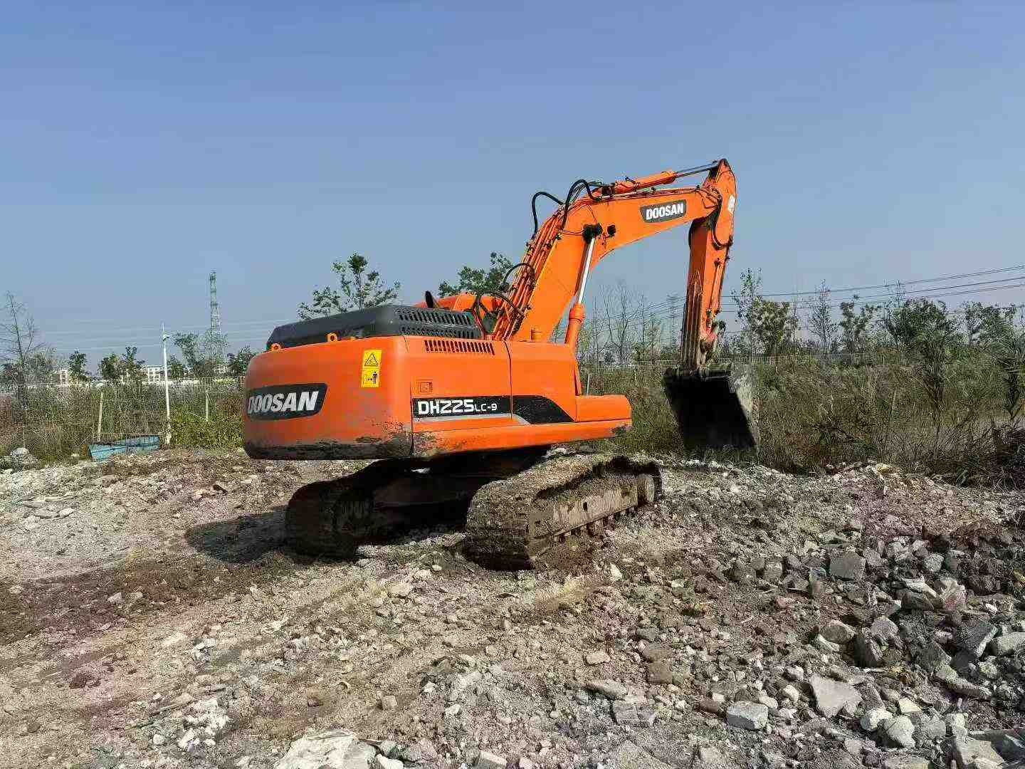 Used Doosan DX15 Excavator 2011 Model / 3