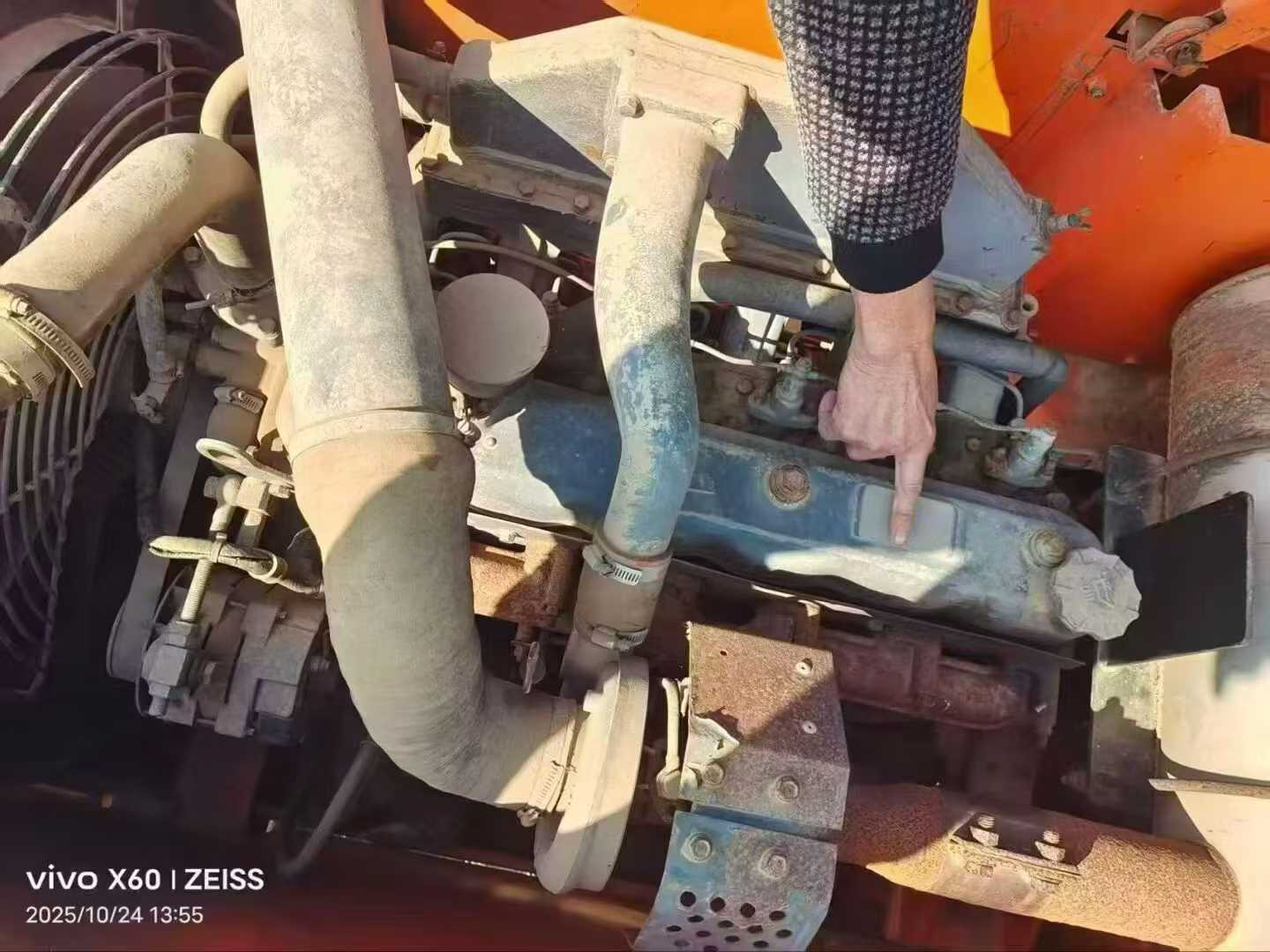 Used Doosan DH220-7 Excavator 2016 Model / 4