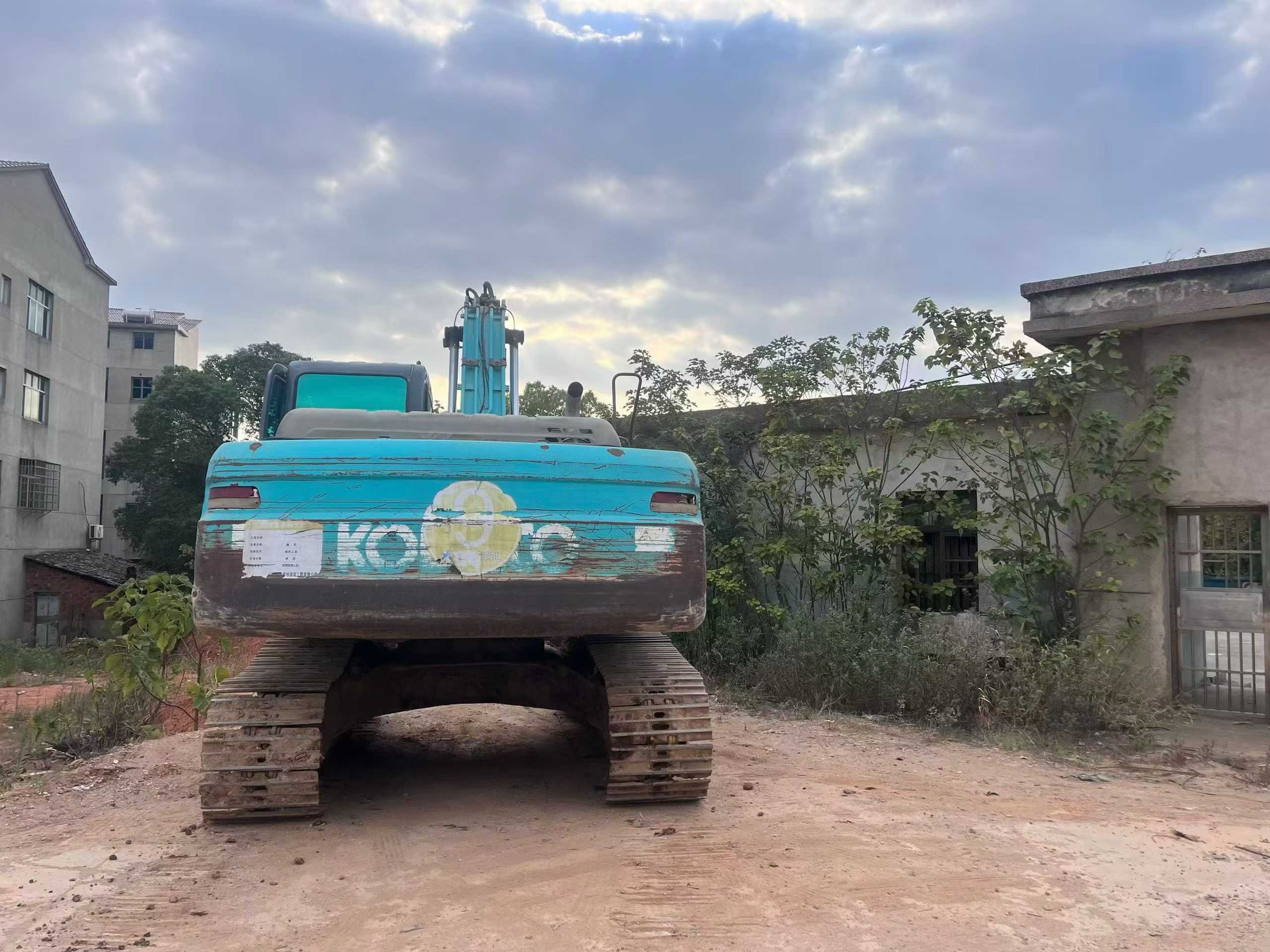 Used Kobelco SK2008 Excavator 2011 Model / 2