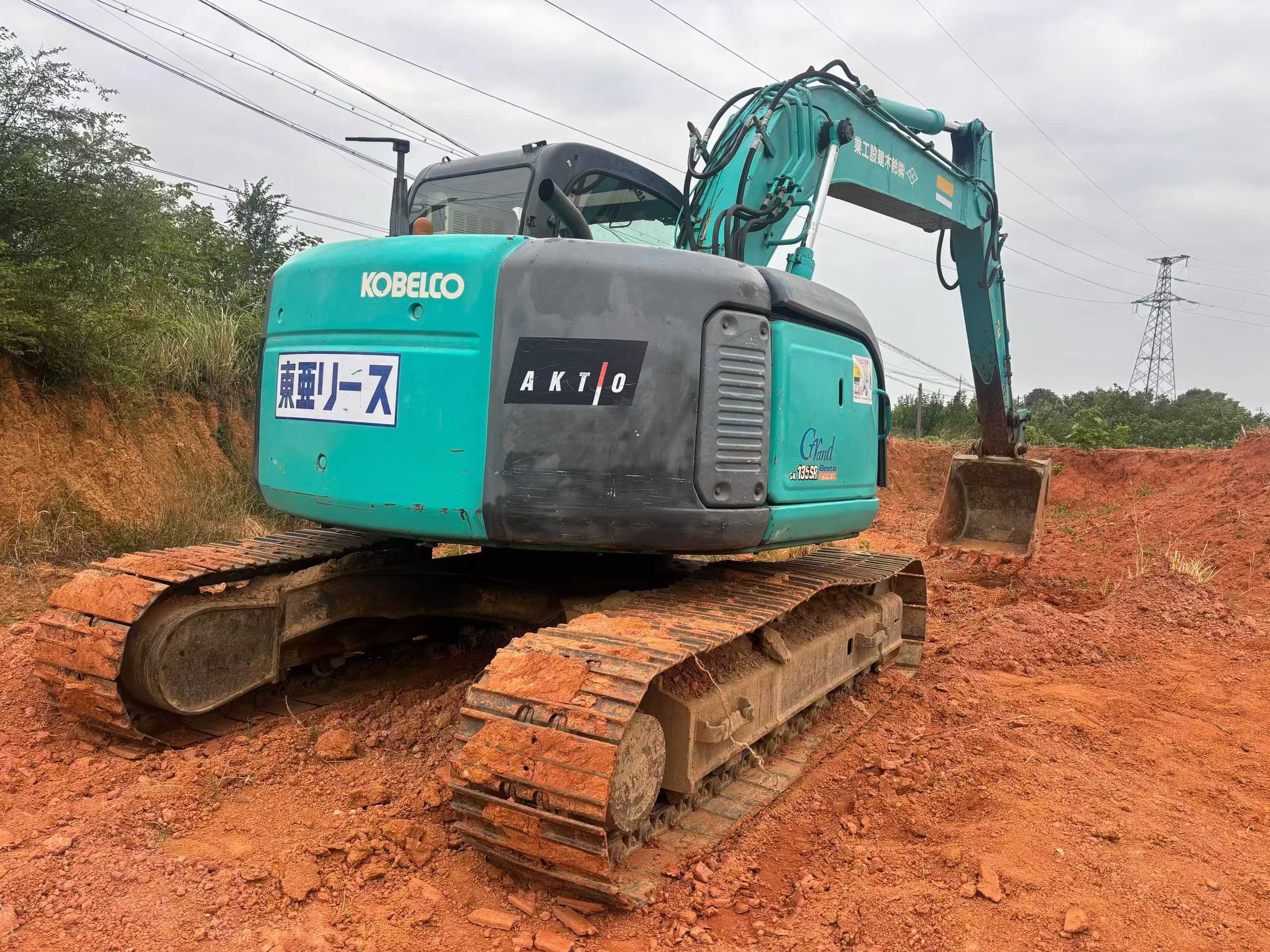 Used Kobelco SK135 Excavator 2016 Model / 4