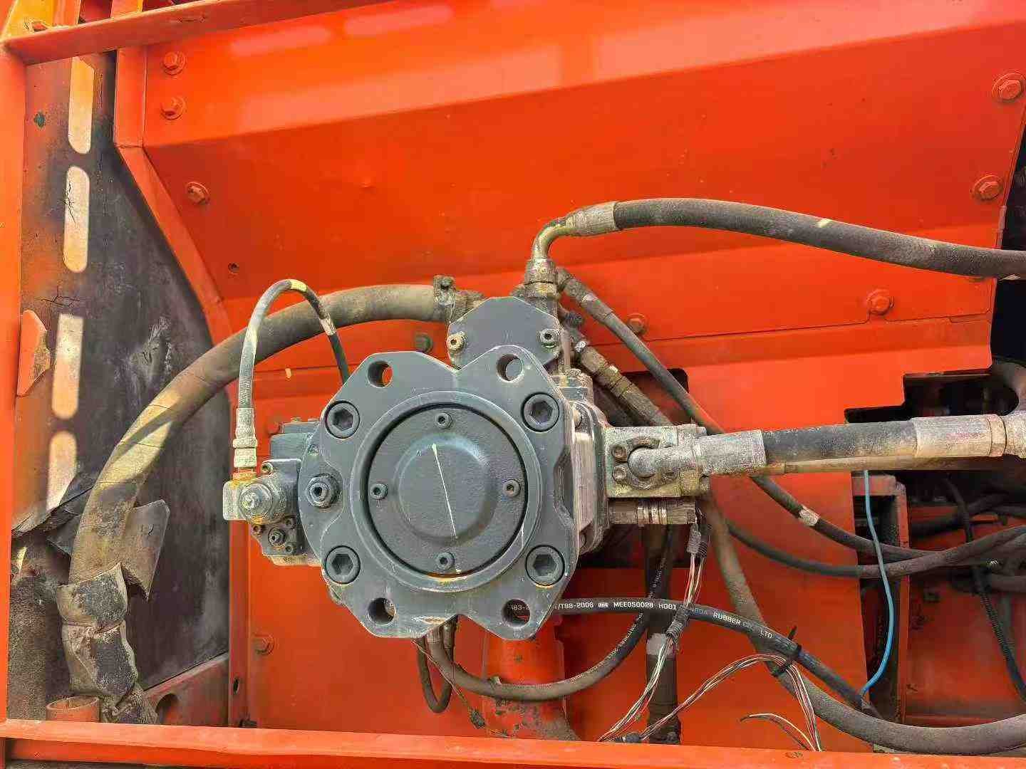 Used Doosan DX15 Excavator 2011 Model / 8