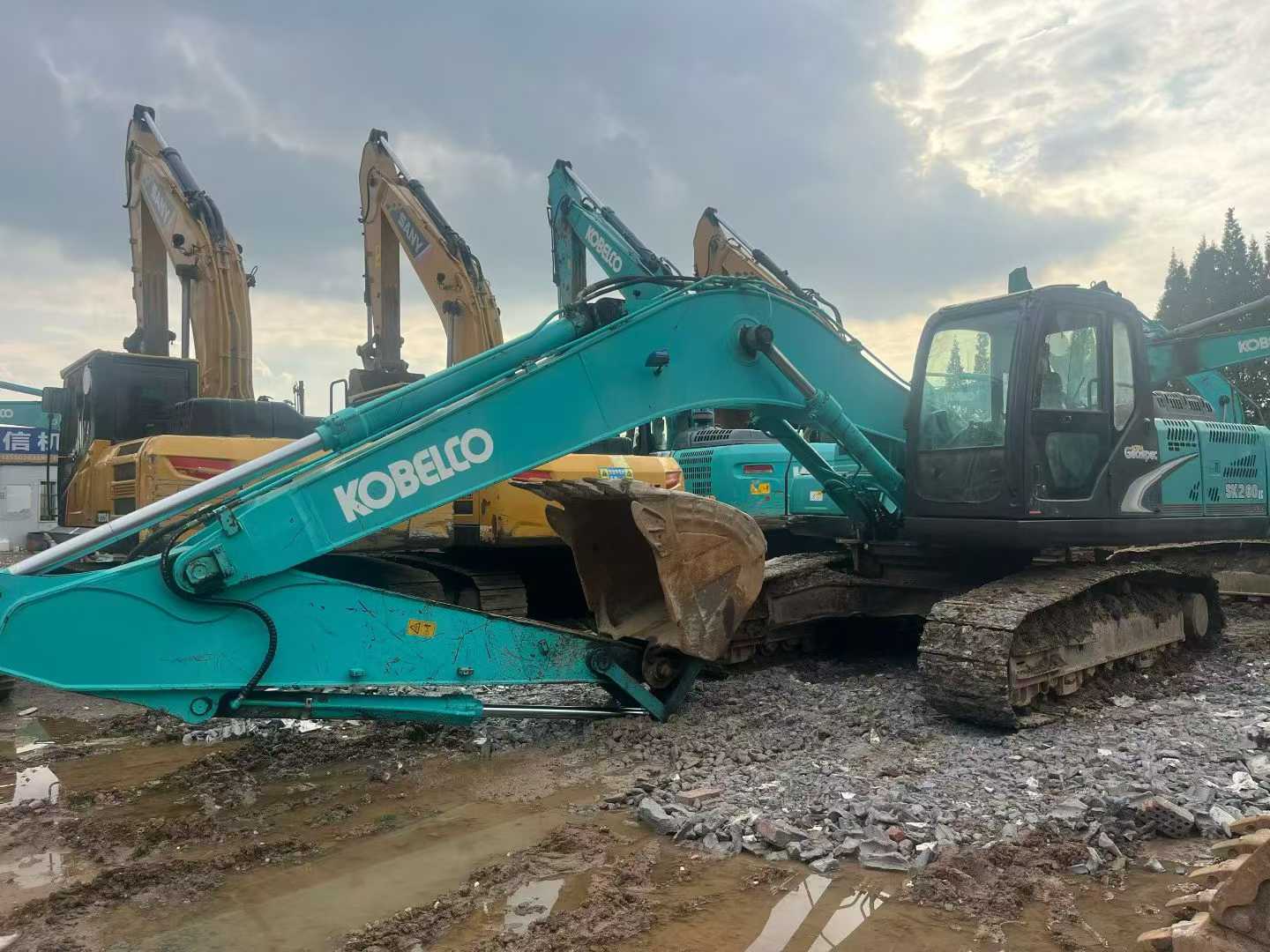 Used Kobelco SK250 Excavator 2016 Model / 2