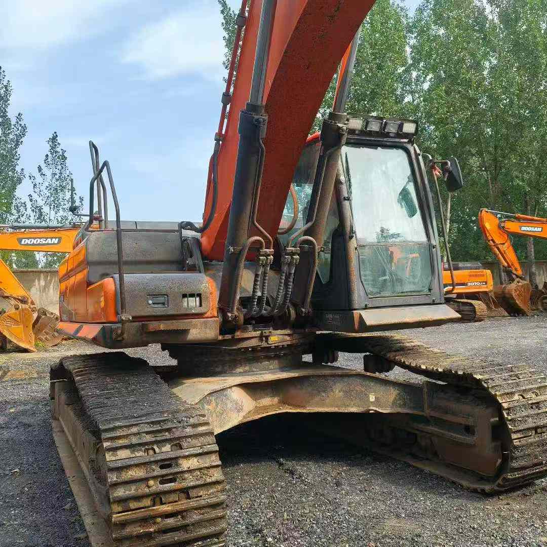Used Doosan DX80 Excavator 2019 Model / 9