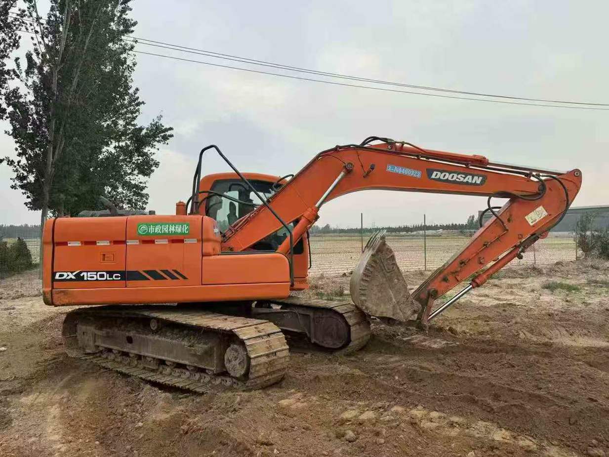 Used Doosan DX15 Excavator 2016 Model / 2