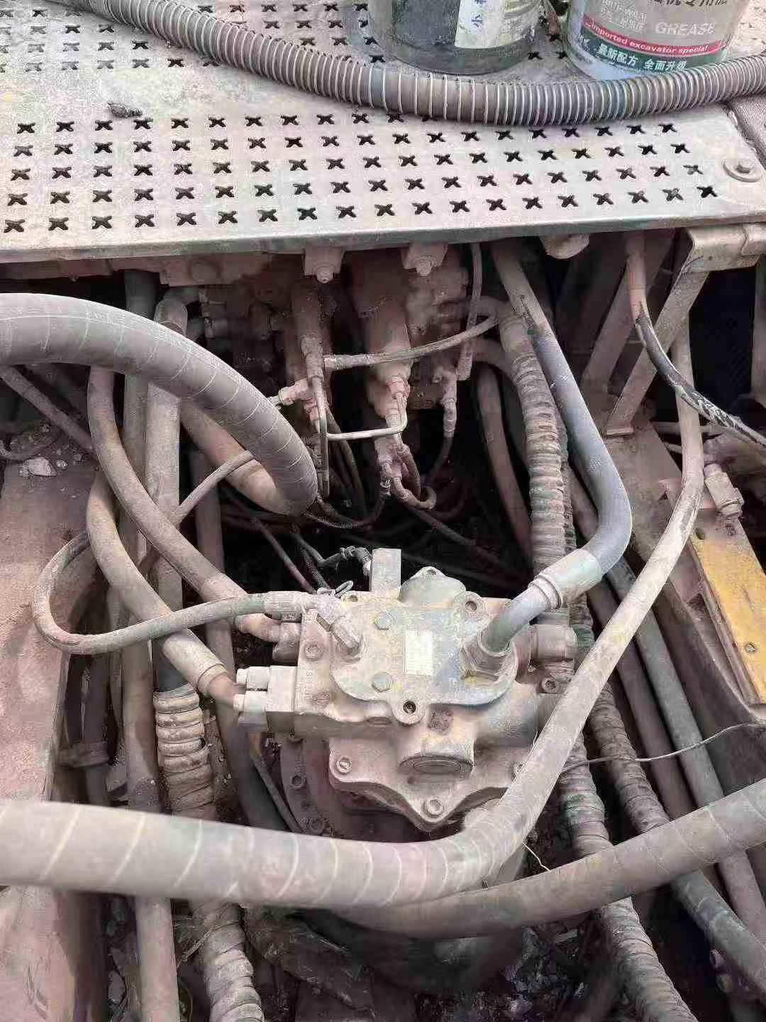 Used Doosan DL420 Excavator 2017 Model / 8