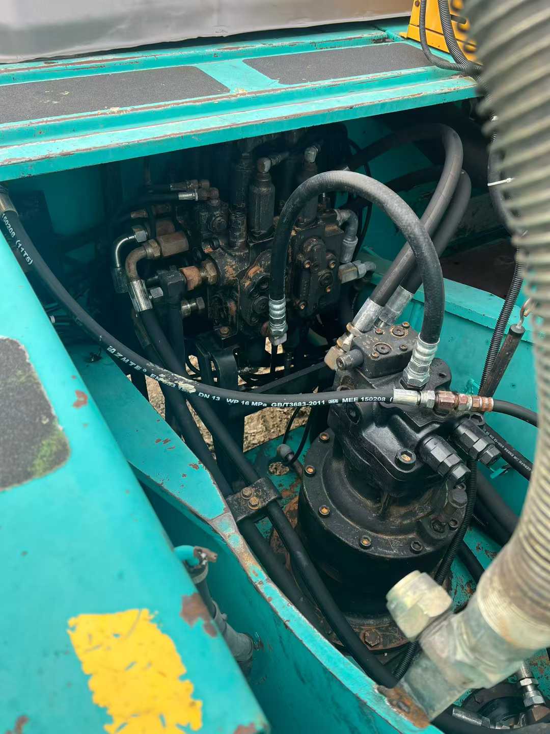 Used Kobelco SK200 Excavator 2016 Model / 5