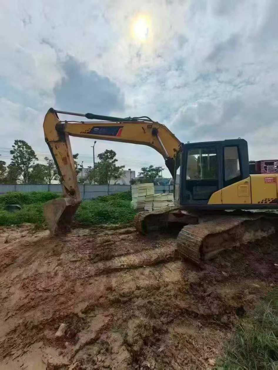 Used Sany SY215W Excavator 2013 Model