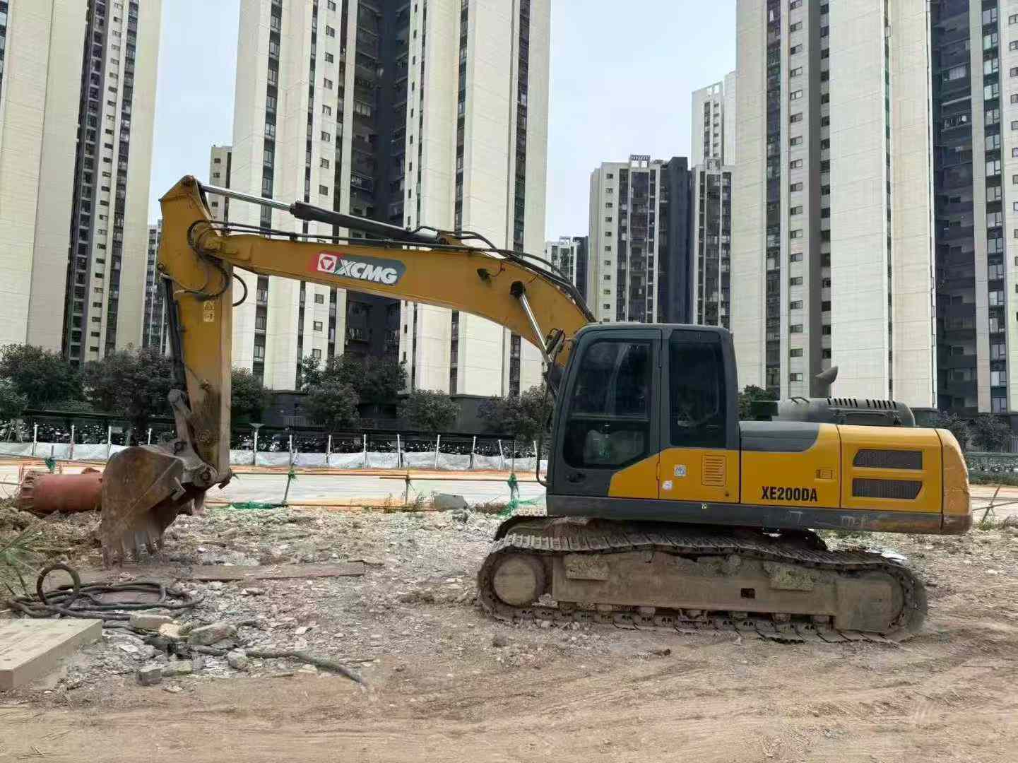 Used XCMG XE200DA Excavator 2021 Model